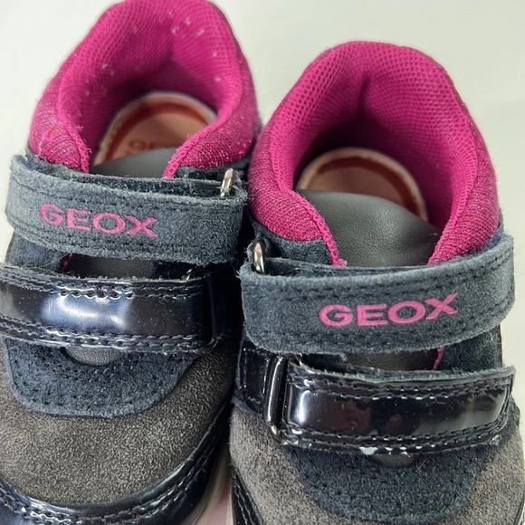 Toddler Girl Geox 5 ½ Running Shoes - Picture 6 of 9